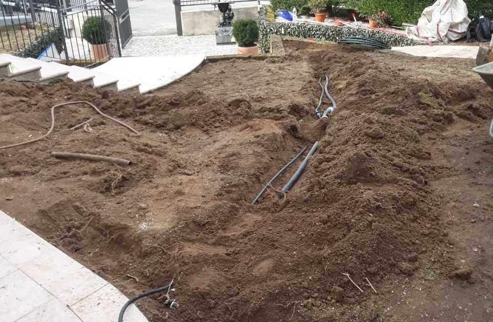 realizzazione e cura dei giardini trento e rovereto (14).jpg